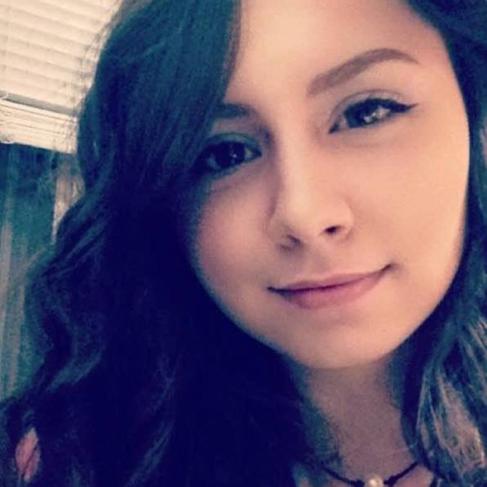 Meet your Posher, Caitlin