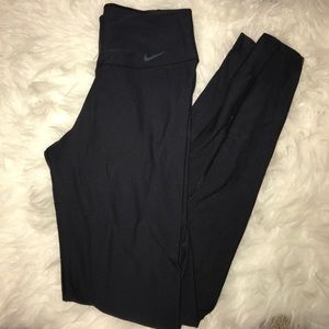 Nike leggings