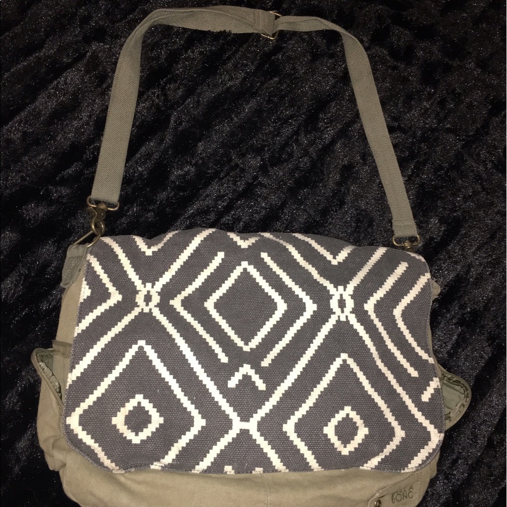 Billabong crossbody bag