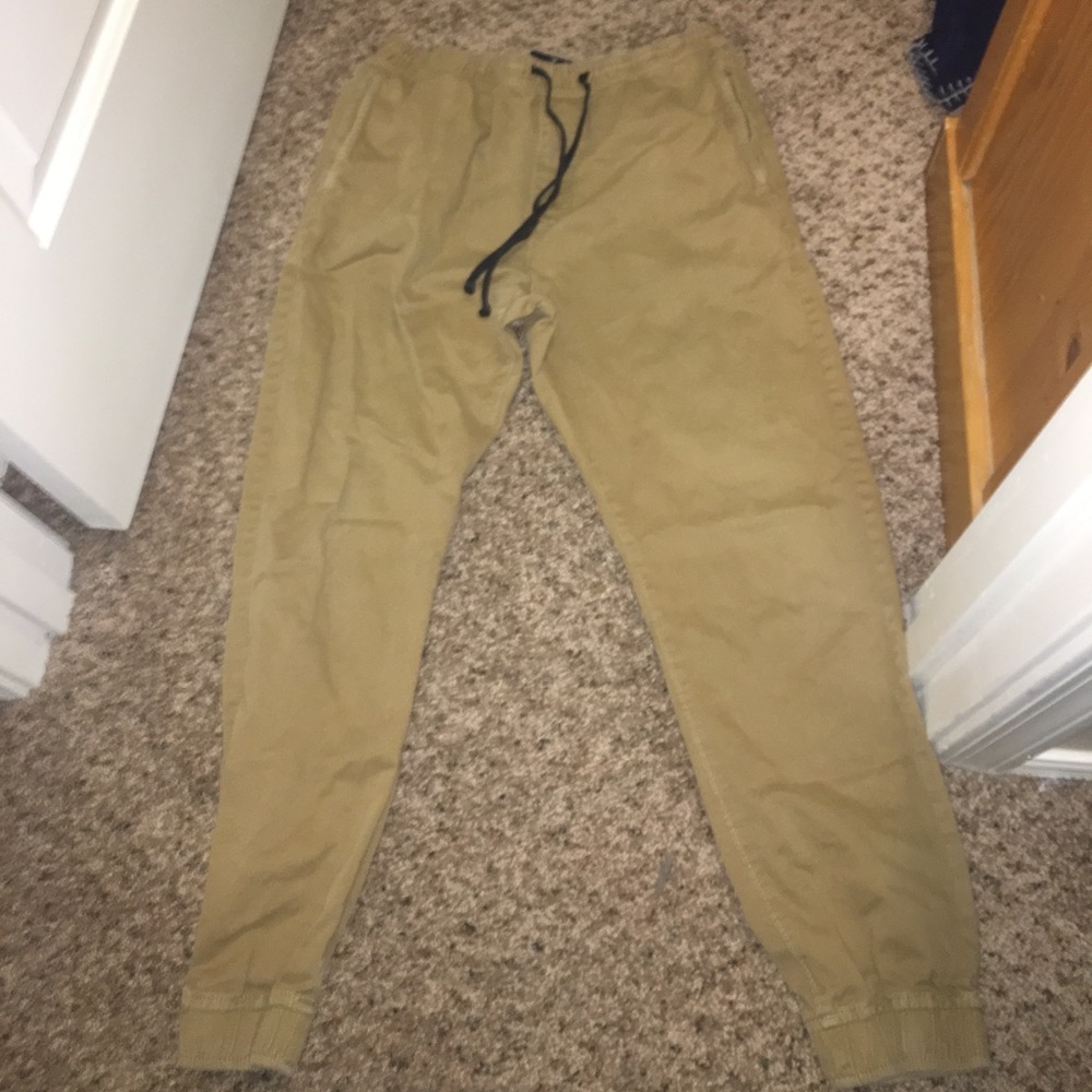 American Eagle Joggers