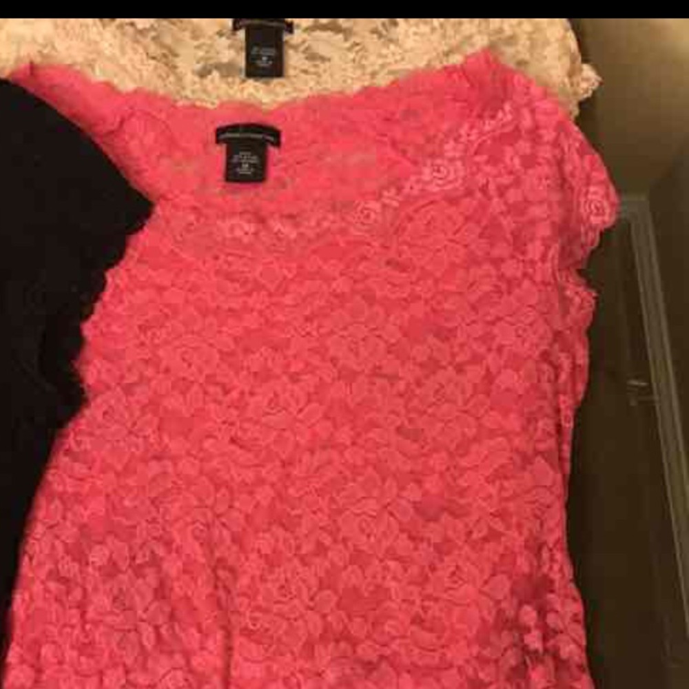 Set of 3 VS lace shirts in excellent condition