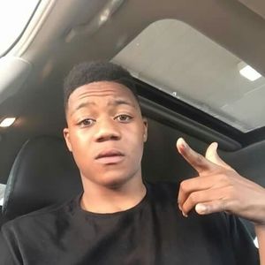 Meet your Posher, Aaron