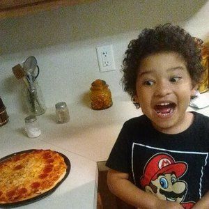 Meet your Posher, Latoya