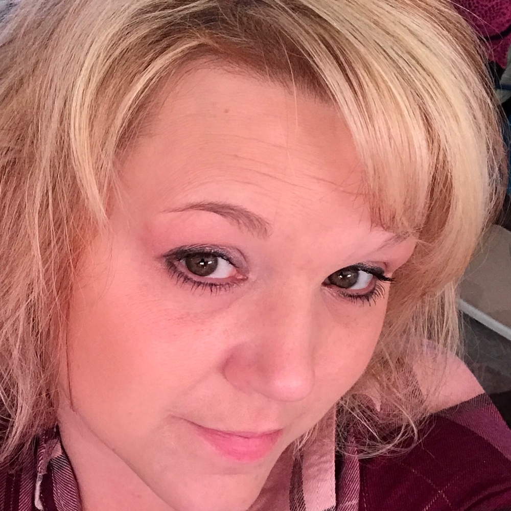 Meet your Posher, Kathaleen