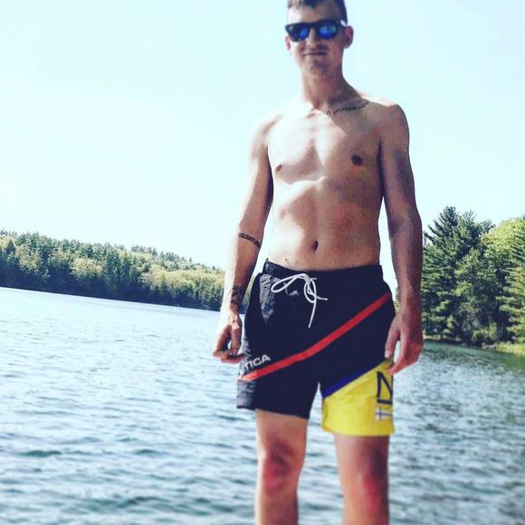 Meet your Posher, Jonathan - Picture 1 of 1