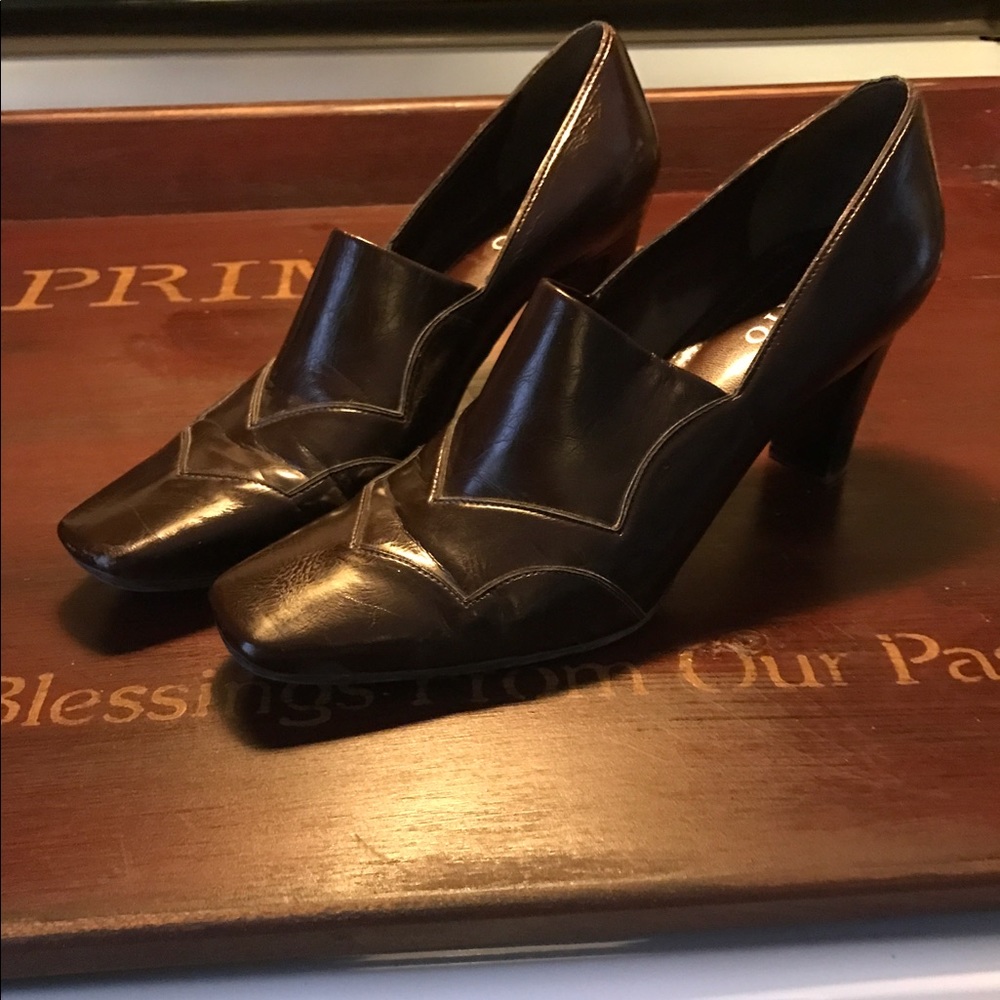 Franco Sarto dress shoes size 10