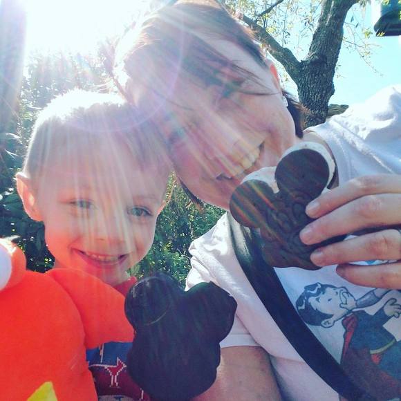 Meet your Posher, Beth - Picture 1 of 1