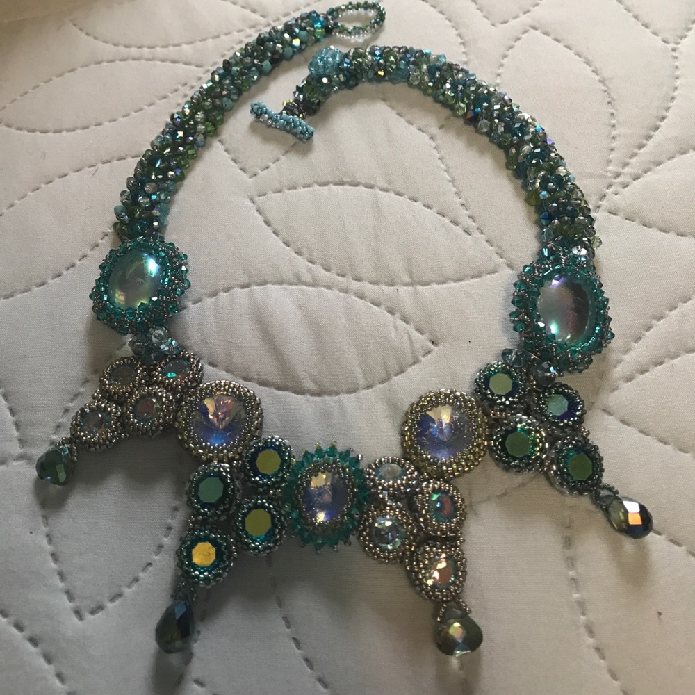 Turquoise crystal necklace fit for any Queen