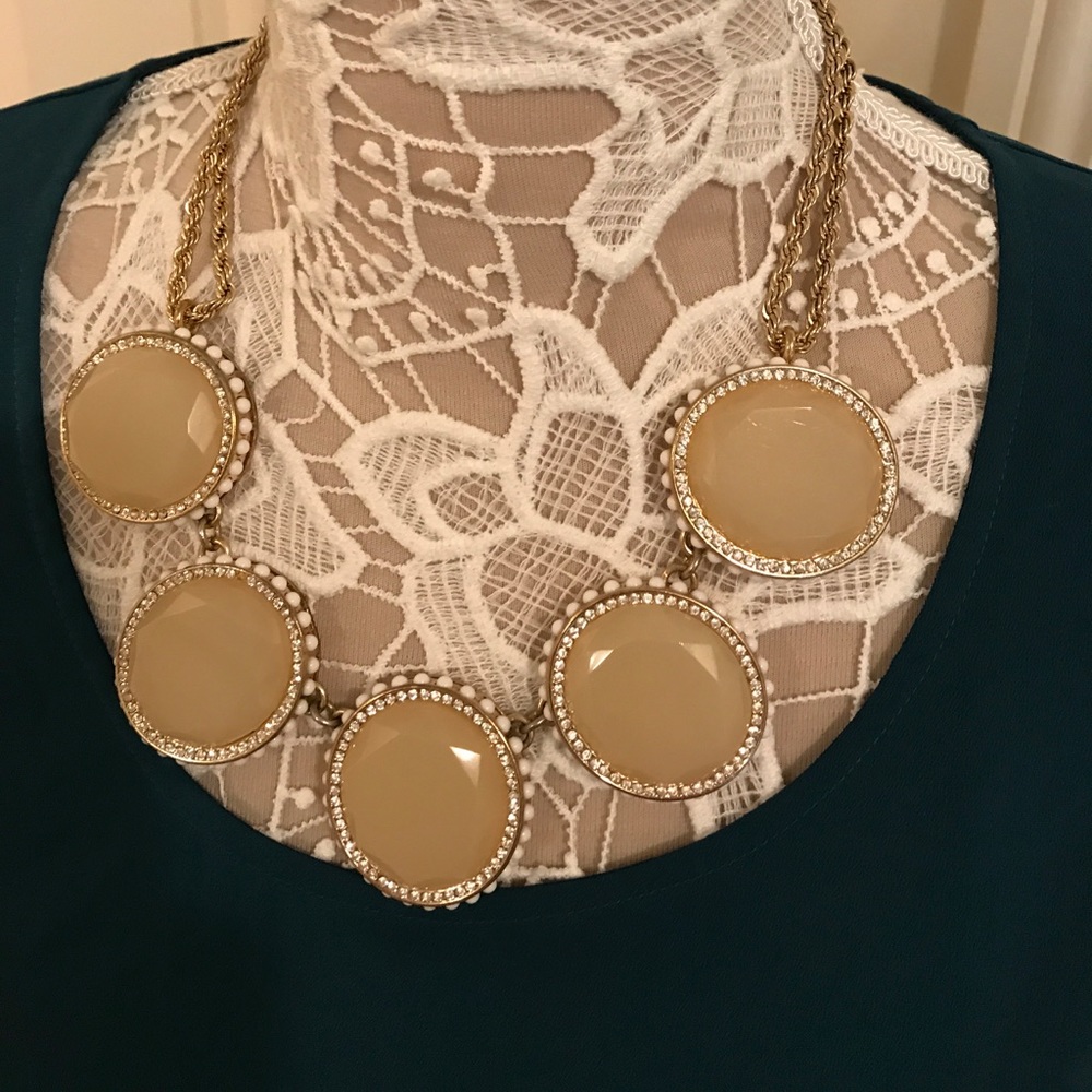BR statement necklace