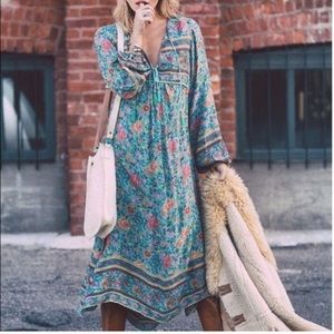 Spell and the gypsy folk town maxi