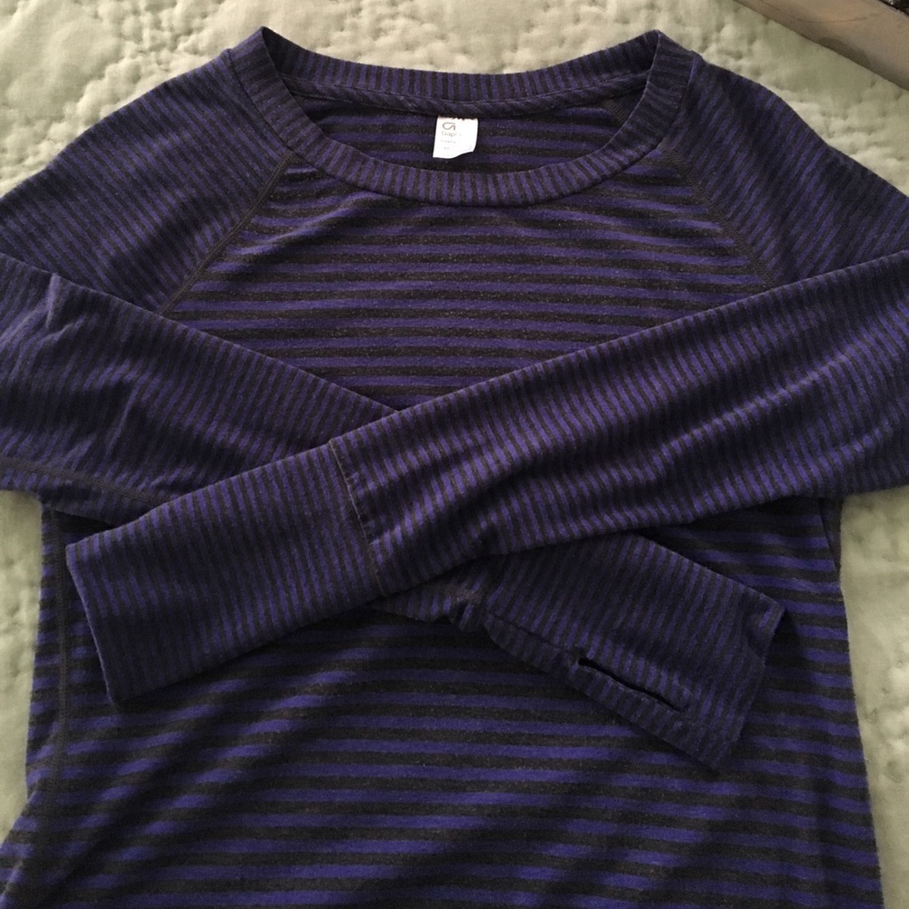 Gap body, breathe wear athletic top.