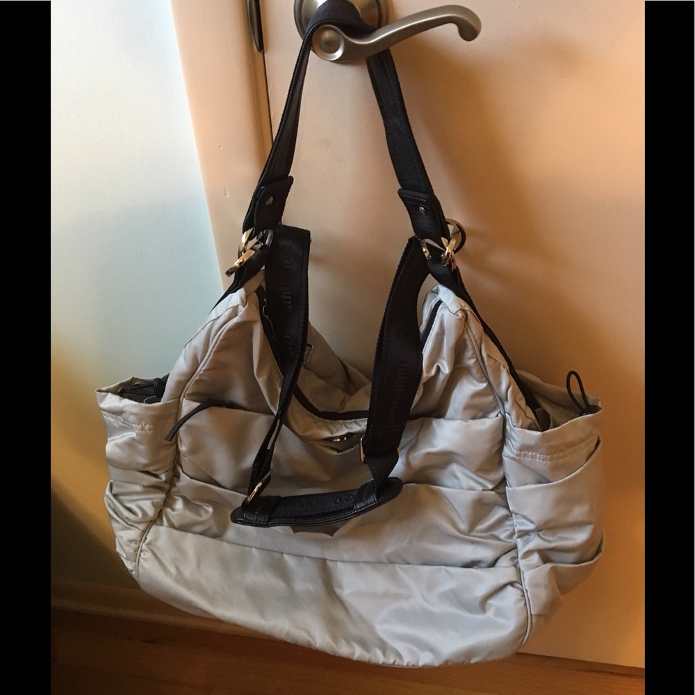 Lululemon Arabesque bag