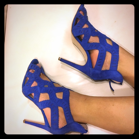 Zara sandal ( runs small size 41 but fits 9/9.5 - Picture 2 of 4