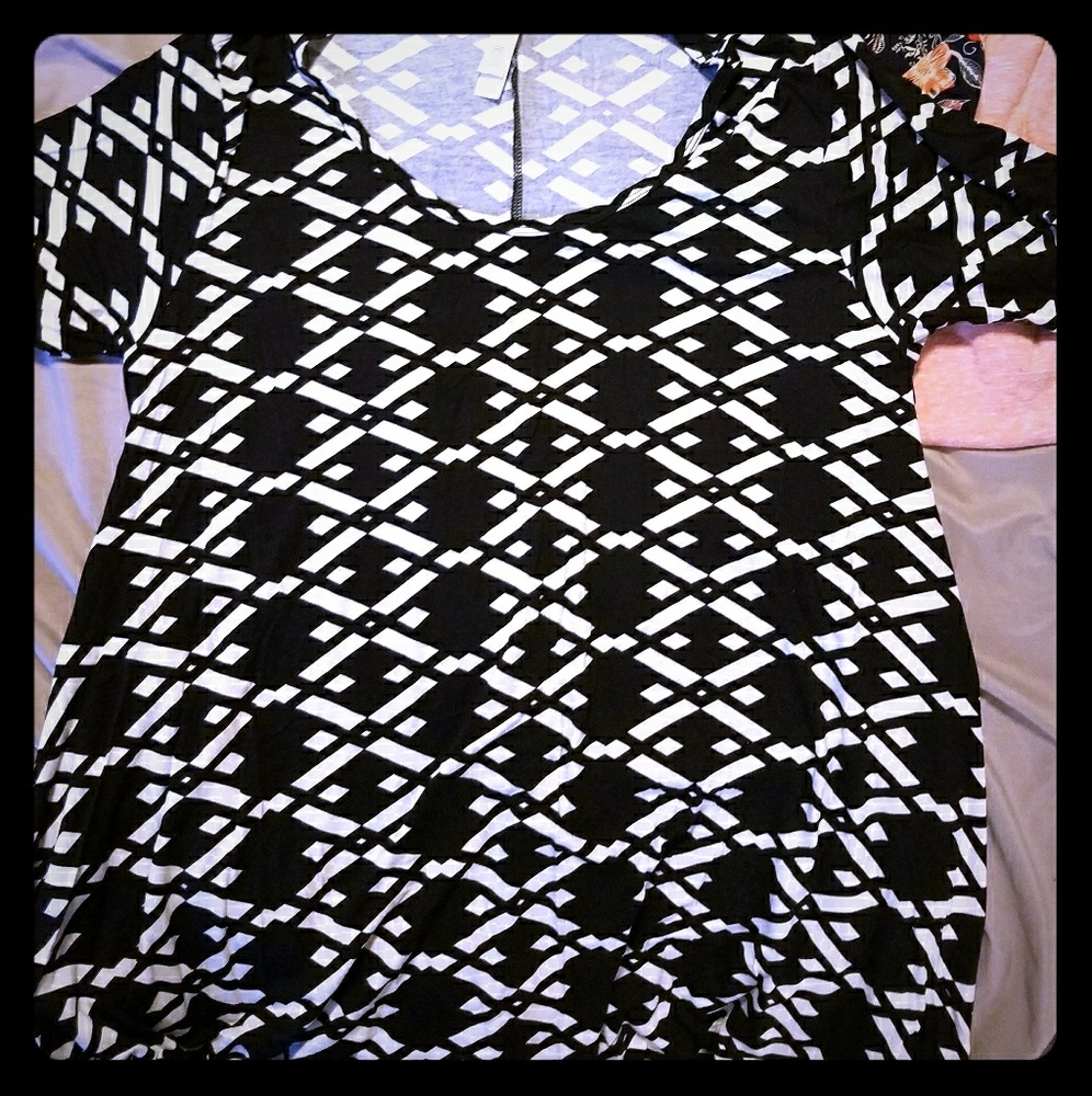Small perfect t