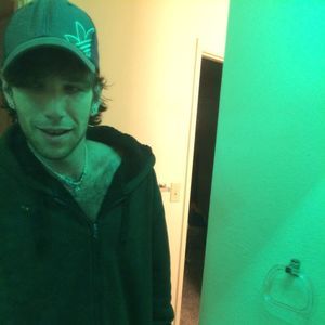 Meet your Posher, Thomas