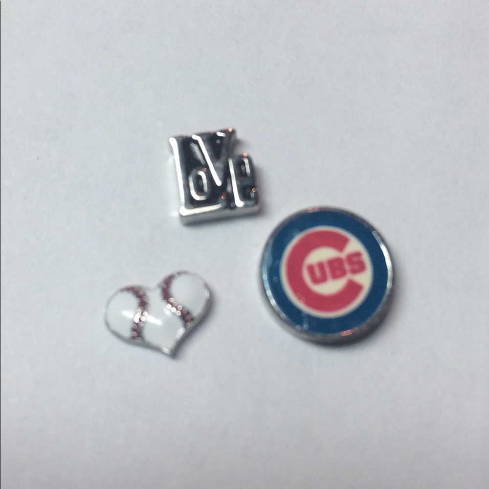 Baseball lovers are charming