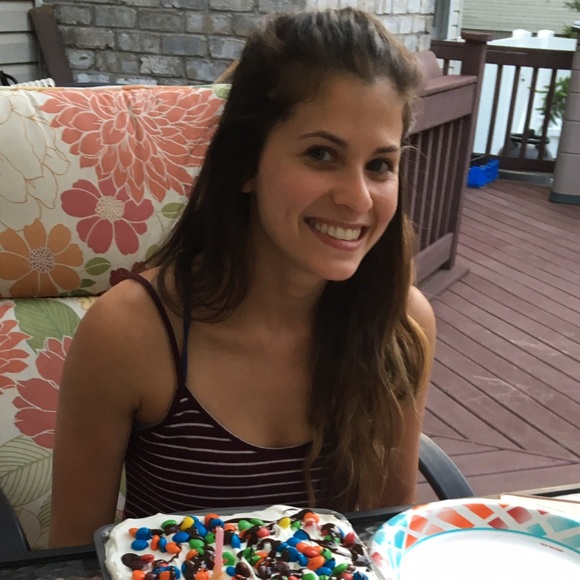 Meet your Posher, Samantha - Picture 3 of 4