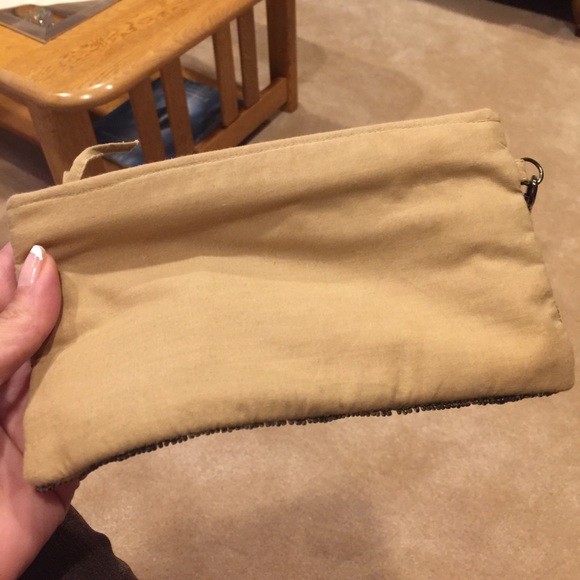 Michael Kors wristlet - Picture 4 of 4