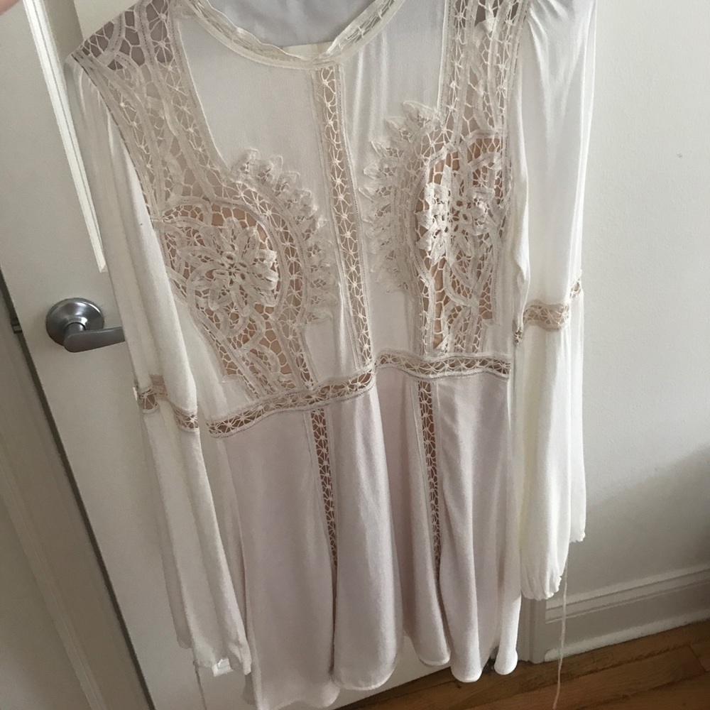 For love and lemons size L