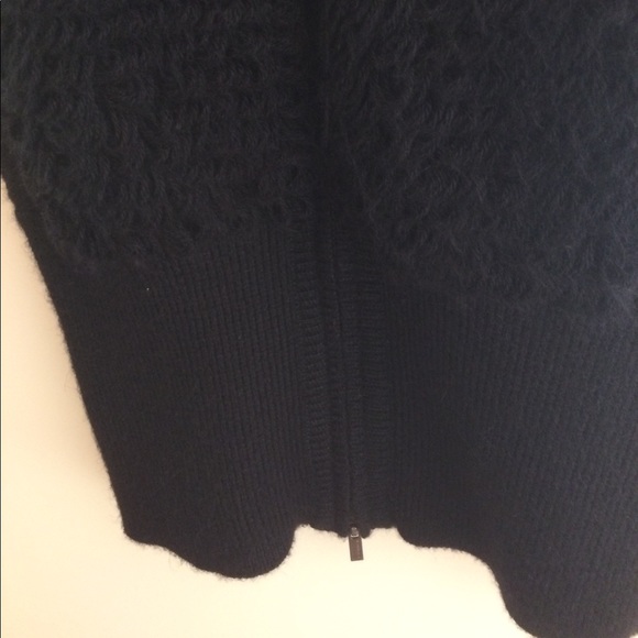 BCBG Black Textured Vest Sz M - Picture 4 of 6