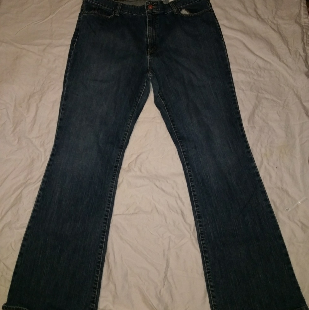 Woman's Eddie Bauer Jeans