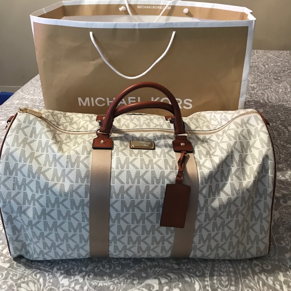 Authentic Michael Kors Large Duffle luggage