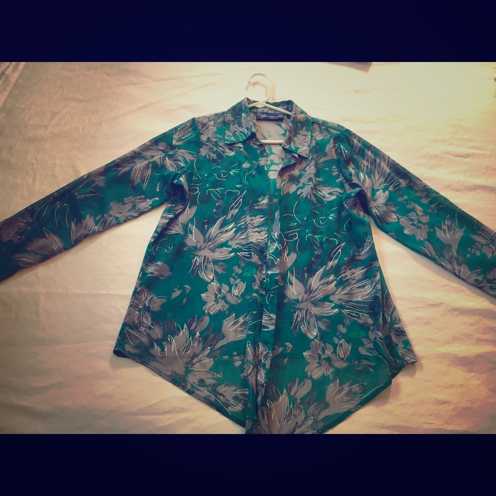 Susan Graver Blouse/ topper-size MED