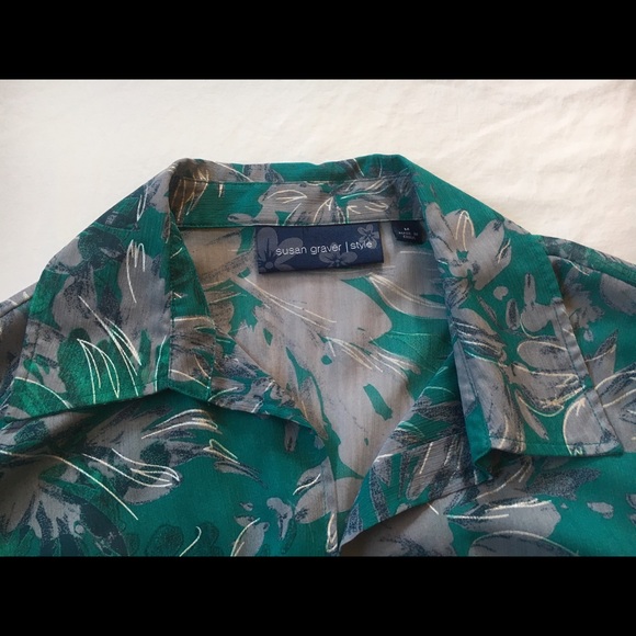 Susan Graver Blouse/ topper-size MED - Picture 3 of 3