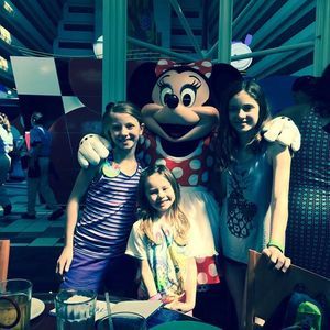 Meet your Posher, Maya