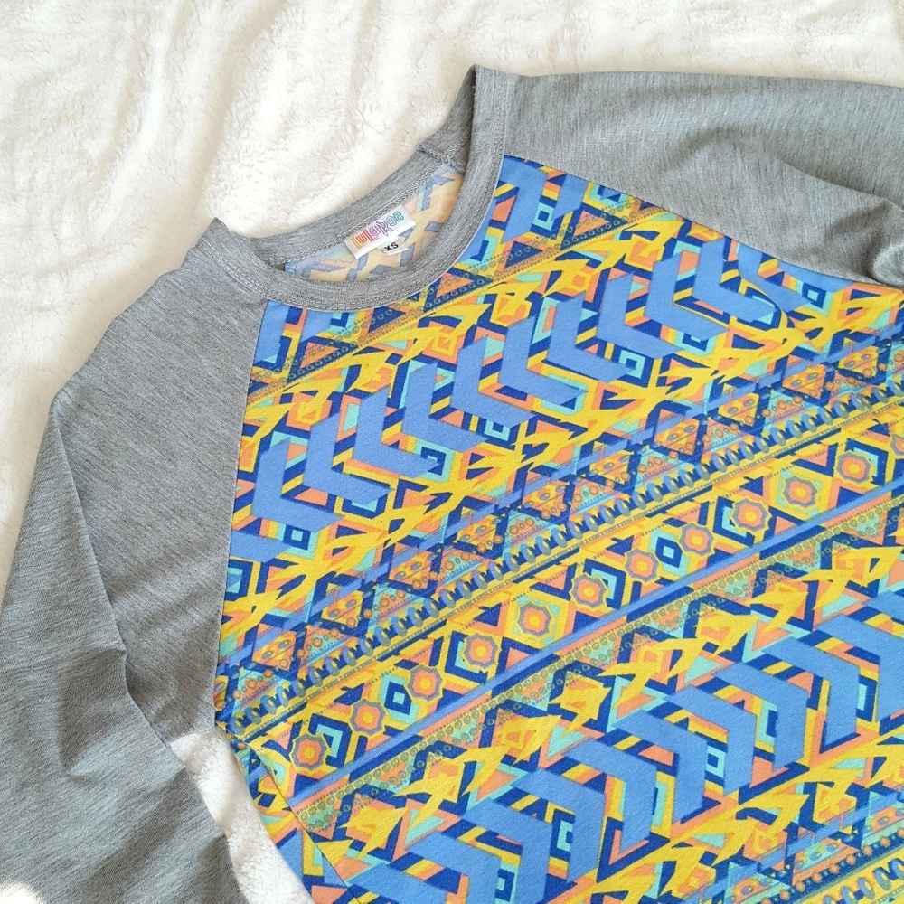 LuLaRoe Randy Baseball Tee - Picture 2 of 4