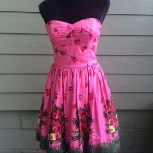 Betsey Johnson pink dress w removable strap