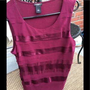 Ann Taylor ruffled tank top - size L