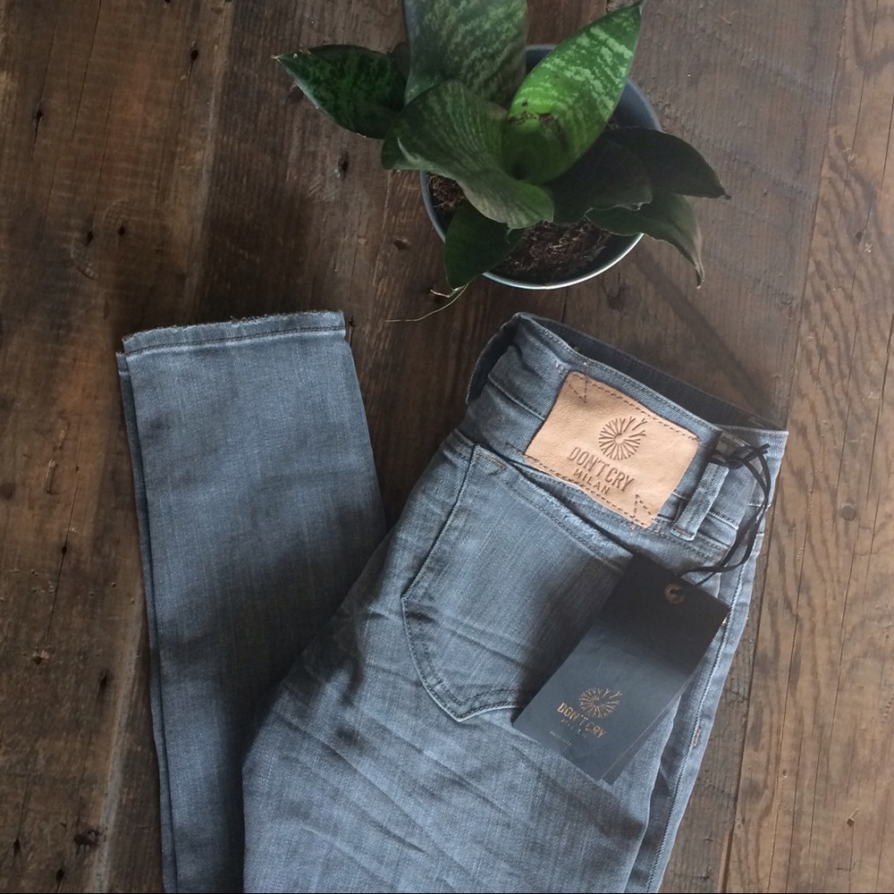 Grey Skinny Denim Designer Jeans
