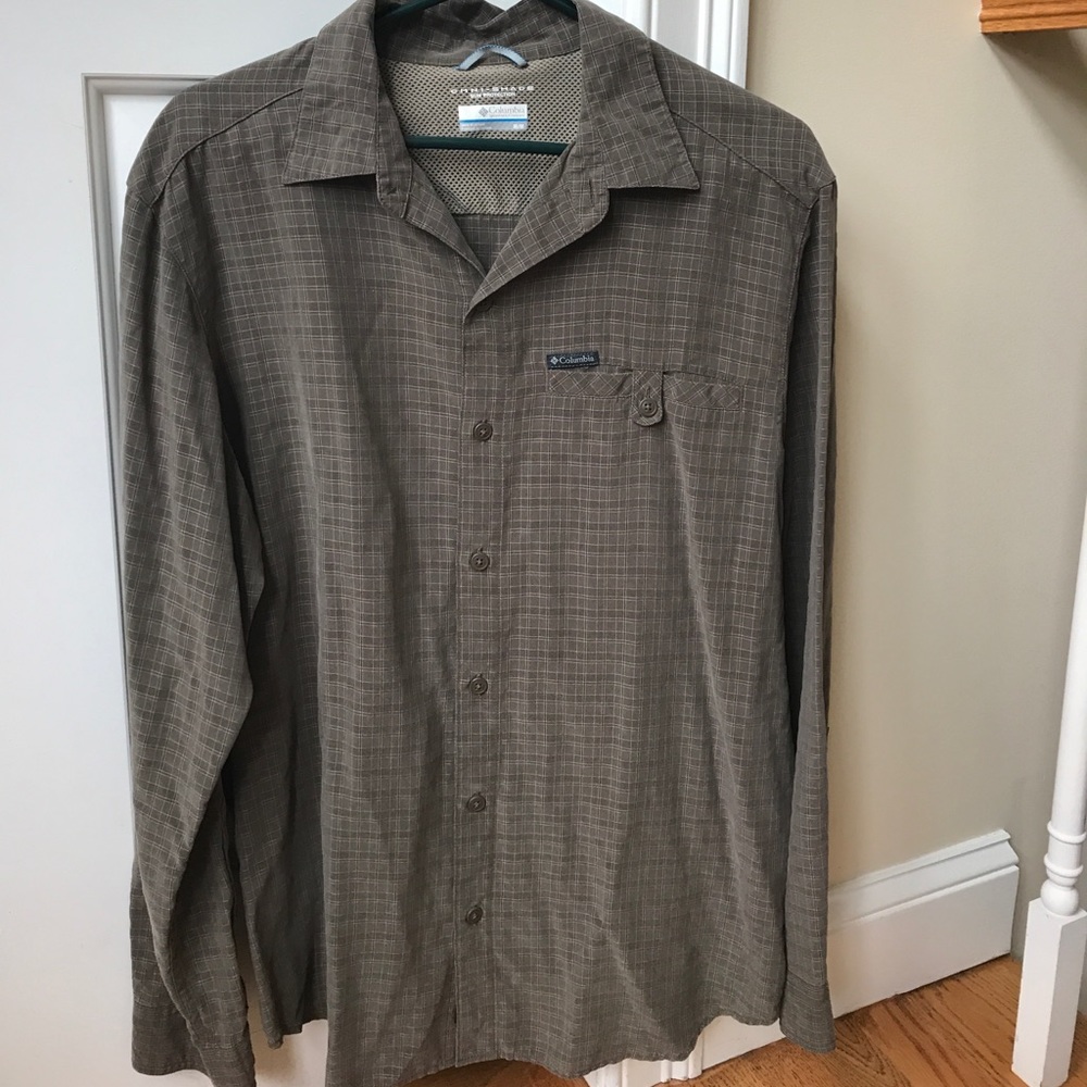 Men's Columbia long sleeve med shirt