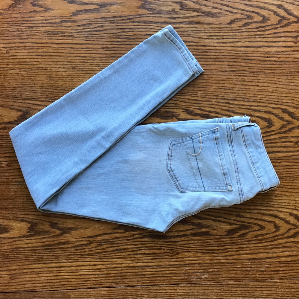 Light wash blue jeans- American Eagle