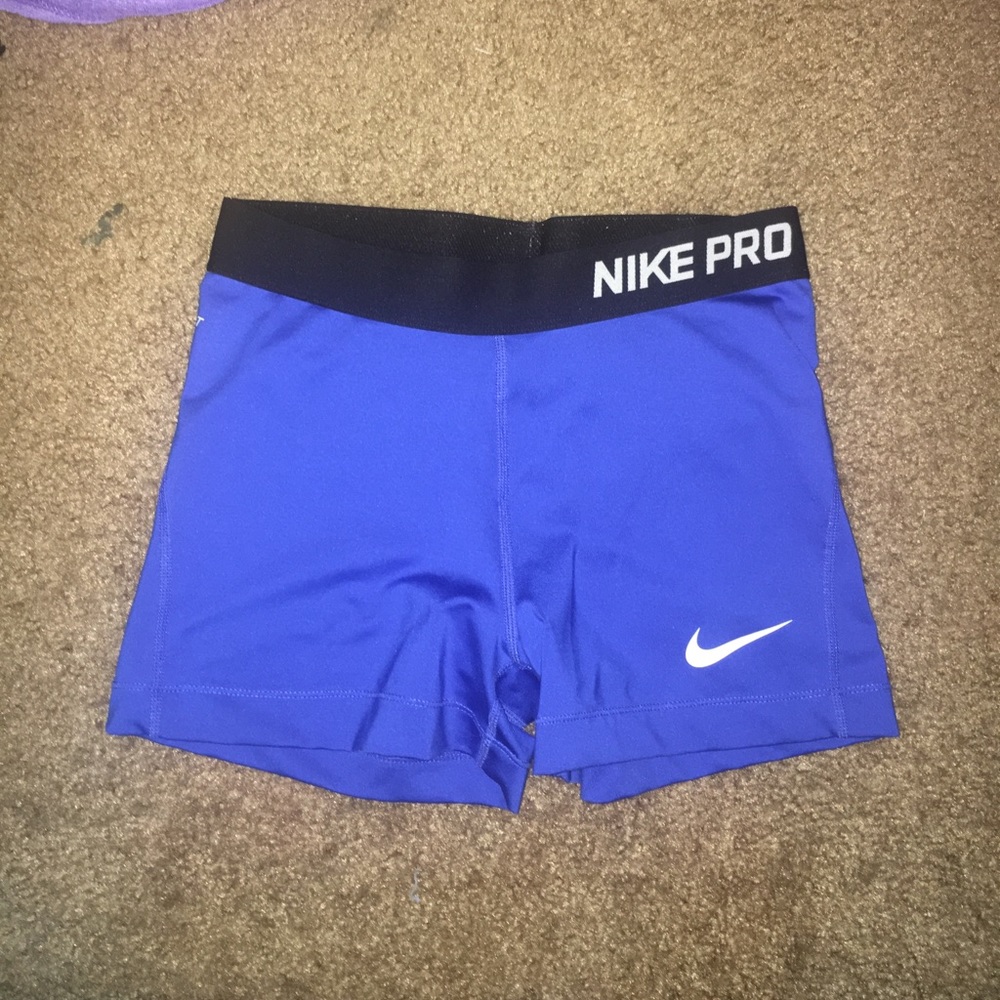 NIKE PROS