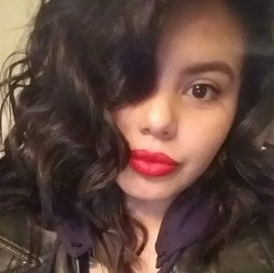 Meet your Posher, Elisabeth