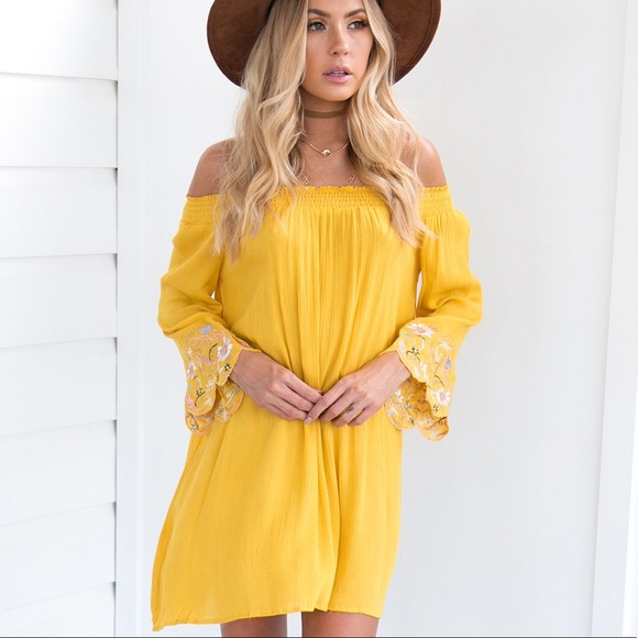 LAST 1 (MED) BETTER IN TIME Embroidered Dress - Picture 5 of 6