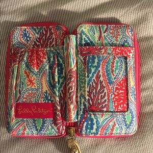 Lilly Pulitzer phone wallet