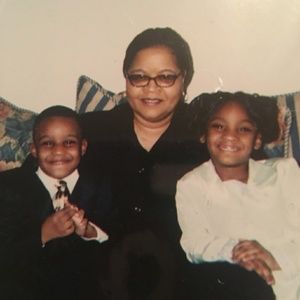 Meet your Posher, Clara