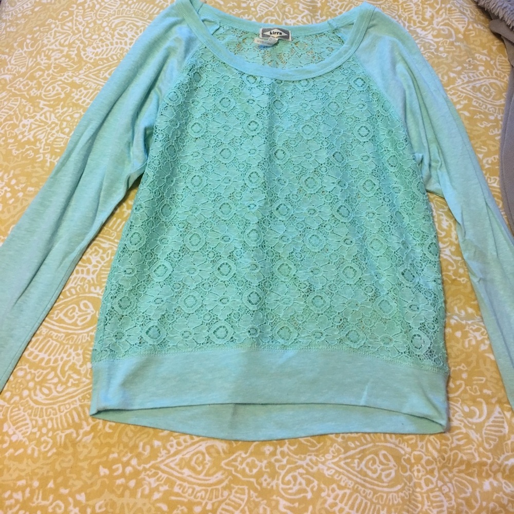 Super cute lace shirt