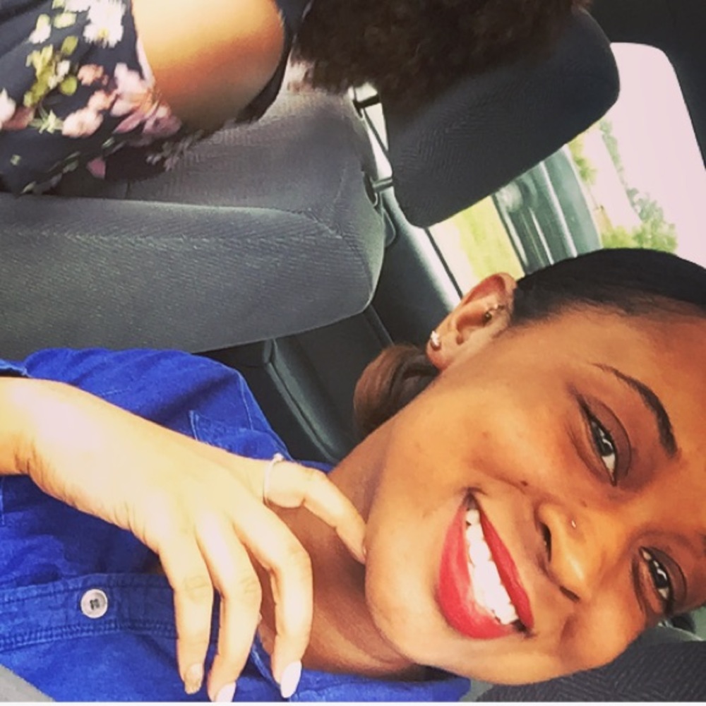 Meet your Posher, Sydney