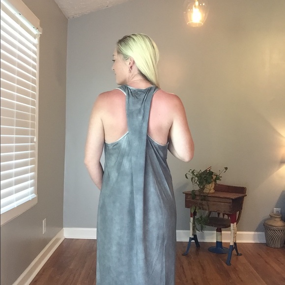 Acid Washed Maxi Dress - Picture 3 of 7