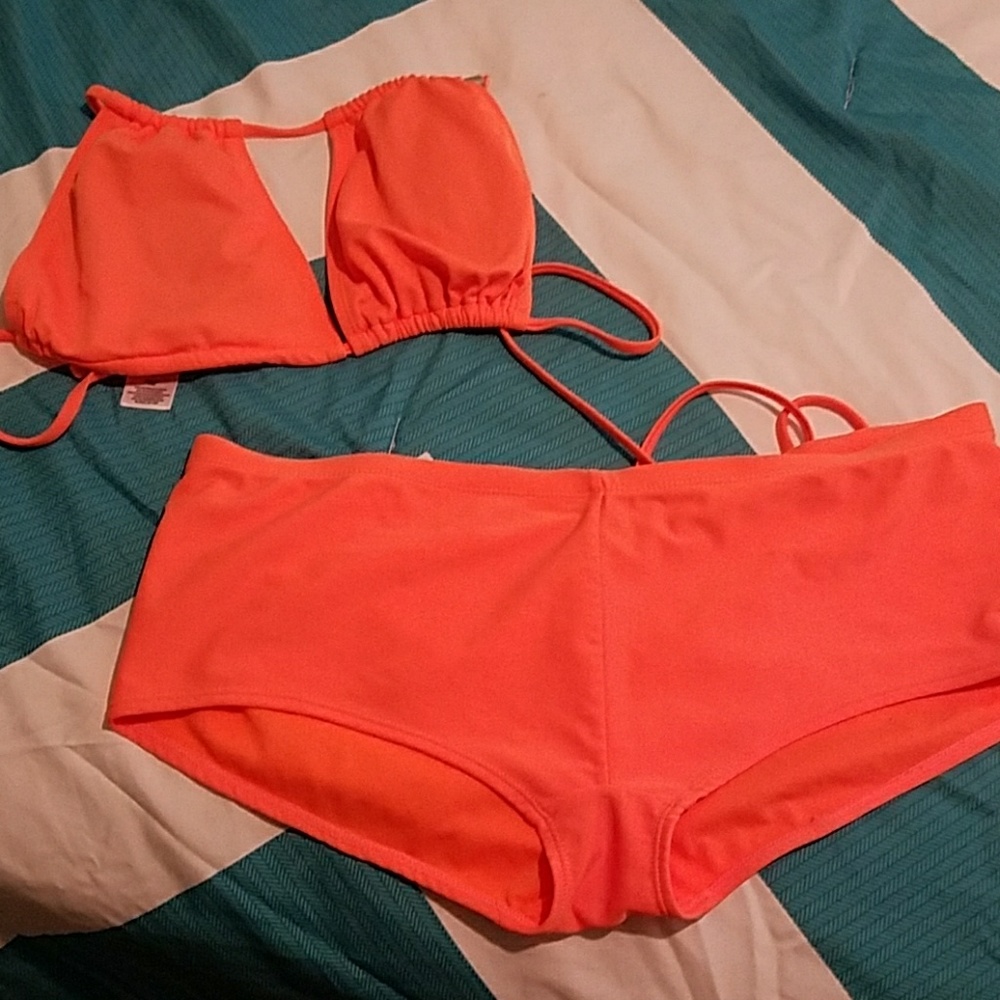 Bathing suit