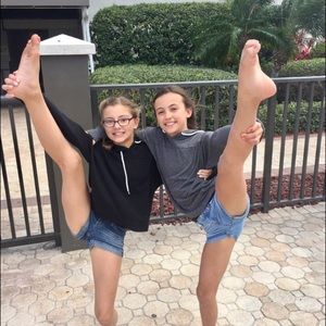 Meet your Posher, Madison and