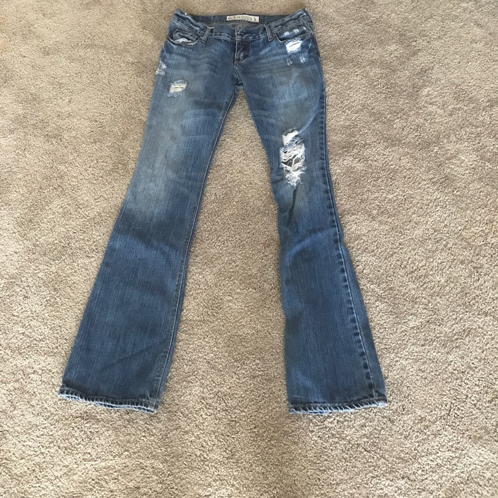 Hollister low rise jeans 🌻