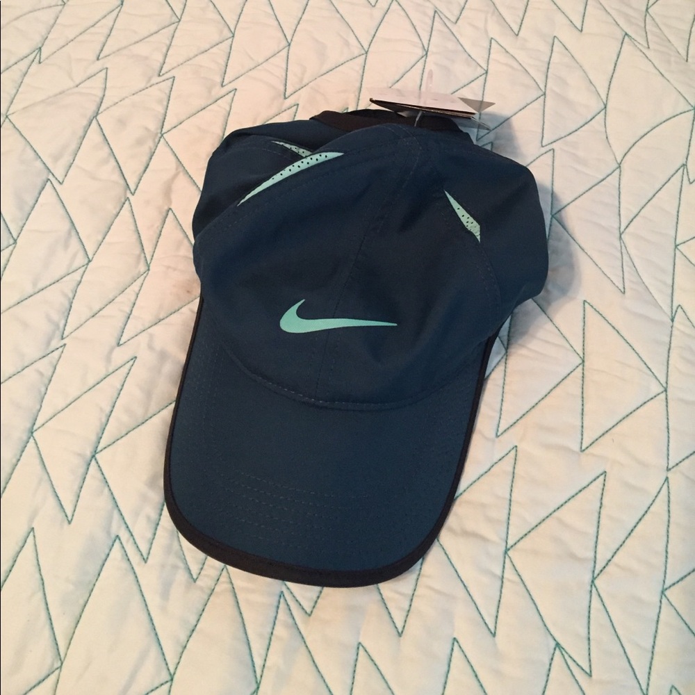 Nike dri fit hat