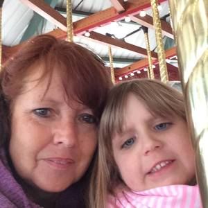 Meet your Posher, Lynn