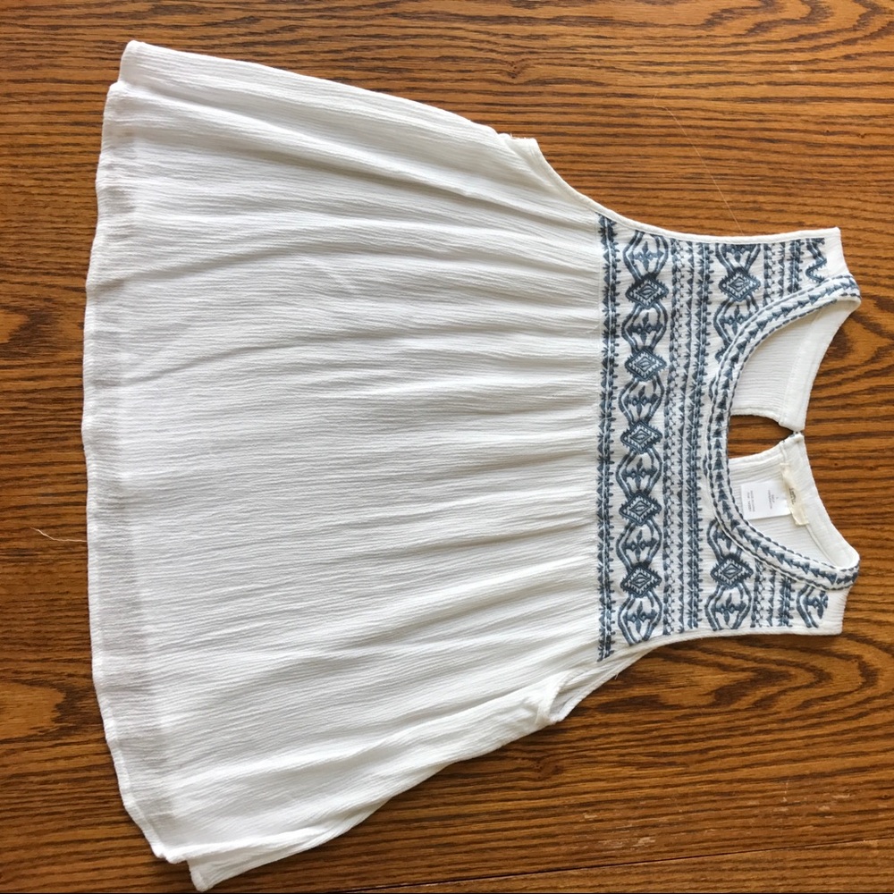Whit and blue tank top