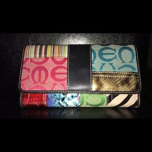 Multicolor wallet